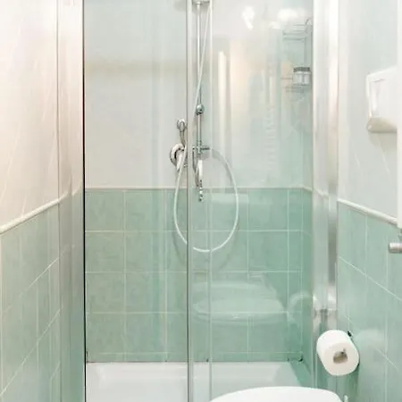 Apartment Modern 1br Near National Museum - Sleeps 3 *